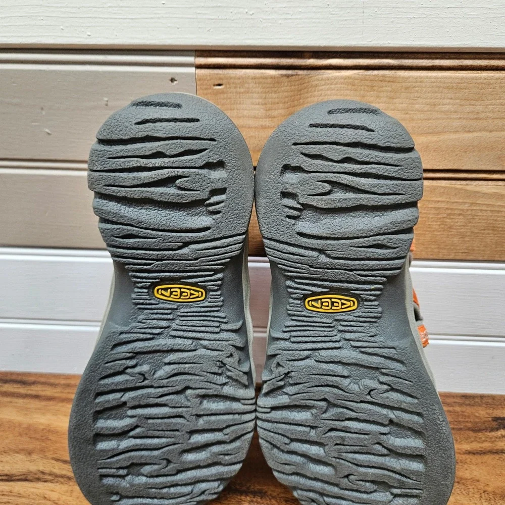 Keen Whisper Orange Grey Waterproof Sport Sandals Womens 6 1008457